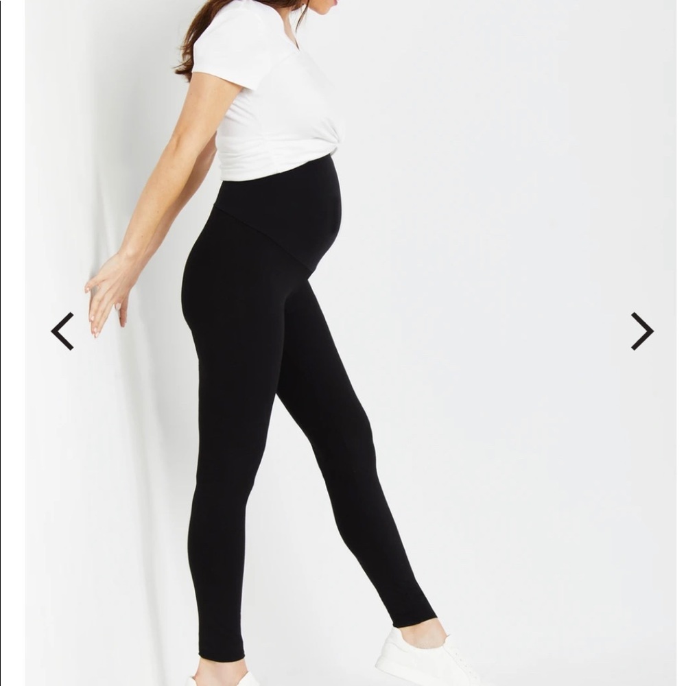 NWT & Unopened - Motherhood Maternity Essential Leggings - size M